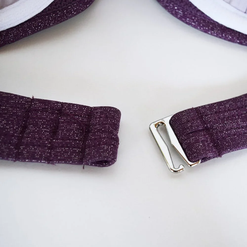 Cupshe Atlantis Plum V-Neck Bikini Top Size L